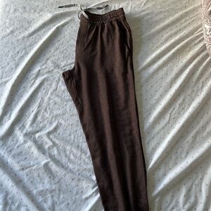 Lululemon Soft Jersey Tapered Jogger Sweatpants Pants Brown Mens M Zip Pocket.